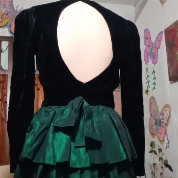 Roberta of California vintage velvet + satin ruffled " open back "evening Dress - Picture 7 of 14